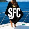 Пляжное полотенце с узором логотипа Santos SFC - мягкое, впитывающее, можно стирать в машине. Легкое и современное, для плавания, незаменимое в путешествии