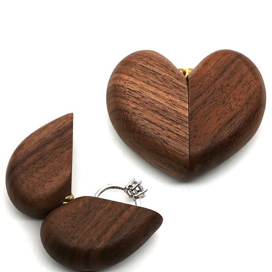 Heart-shaped Ring Box Compact Size Portable Retro Style Wooden Proposal Wedding Ring Holder Jewelry Organizer
