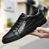 Модные мужские кроссовки из натуральной кожи Стильная формальная обувь для скейтбординга Повседневная ходьба Мужские теннисные кроссовки Новые удобные простые туфли для ходьбы