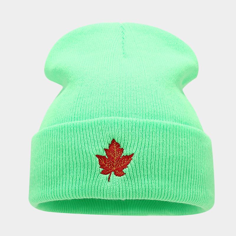 Autumn and winter new red maple leaf embroidered knitted hat women's fashion street warm hat men's personality hip hop cold hat