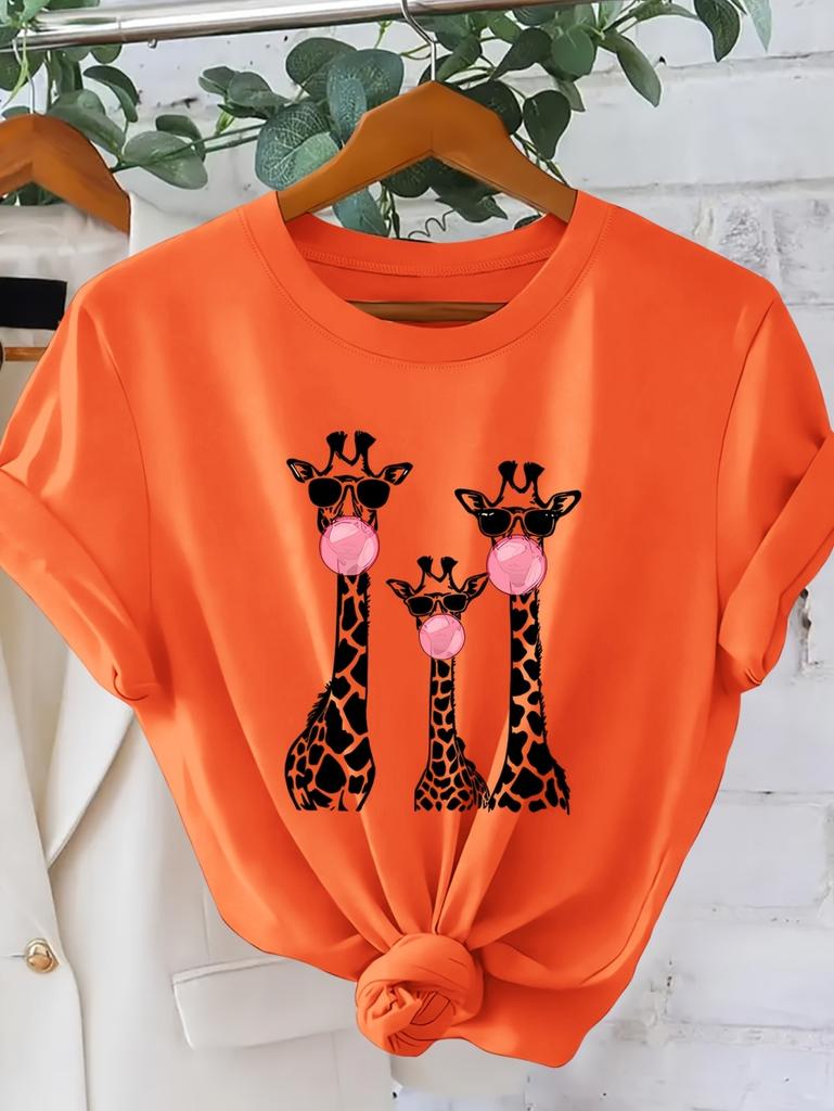 Women's Casual Short Sleeve T-Shirt Vibrant Giraffe Pattern Print Lightweight Summer Round Neck Tops Oversized Clothes for Woman