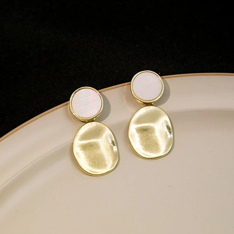 ANENJERY Новое поступление преувеличенных геометрических сережек-гвоздиков для женщин Изысканные серьги для пирсинга Ювелирные изделия Аксессуары