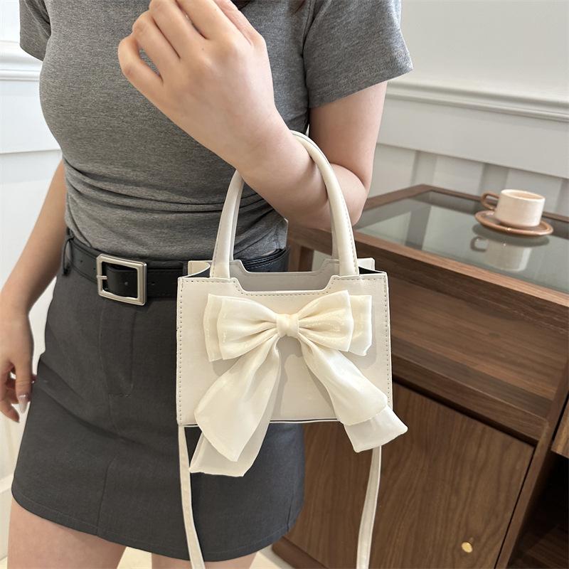 Spring New Style Fresh and Sweet Beauty Single Shoulder Crossbody Bag Fairy Style Bow Handheld Trendy Square Bag