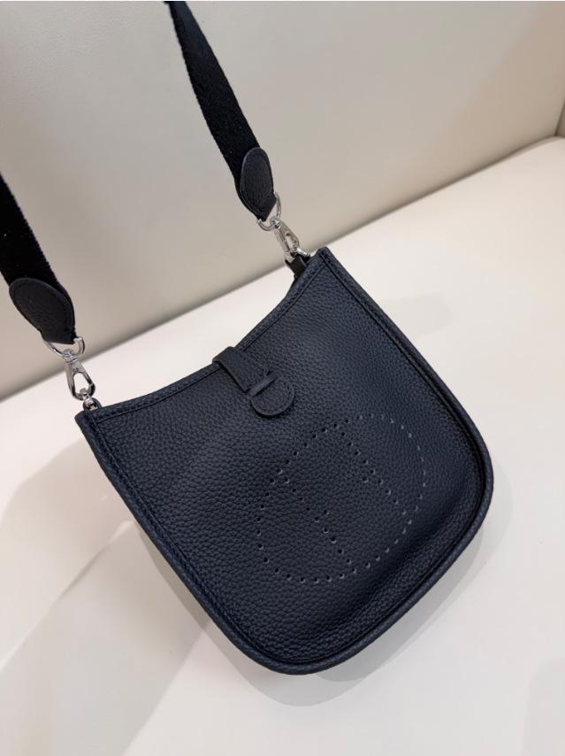 Evelyn Cowhide Crossbody Bag with Hollowed-Out Design – Fashionable, Versatile Single Shoulder Bag for Commuting