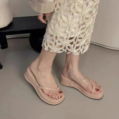 Летние женские тапочки на платформе 2024 года с открытым носком, женские прозрачные тапочки из ПВХ на танкетке, женская повседневная обувь, женские сандалии, шлепанцы