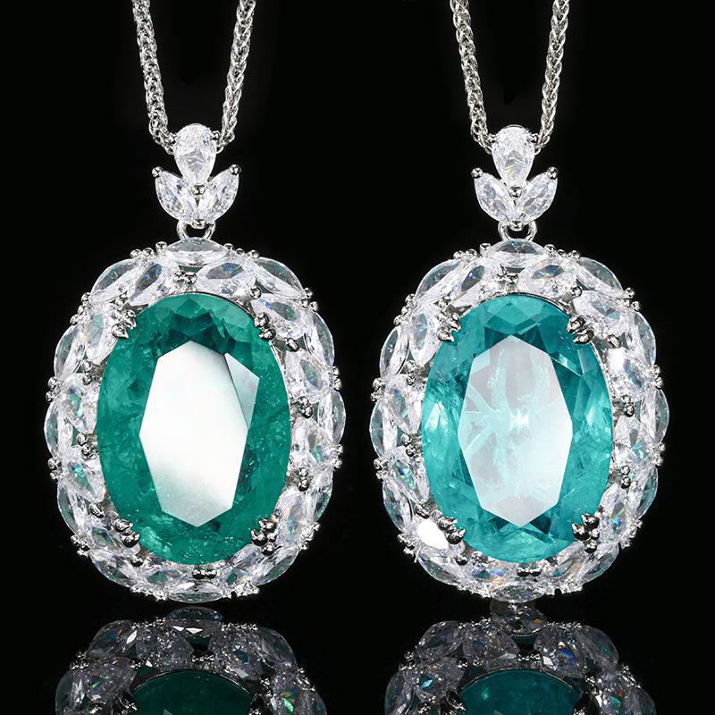 Ювелирные изделия Медное основание с золотым покрытием Имитация изумрудного кулона Ожерелье Крупный денарий 18 * 25