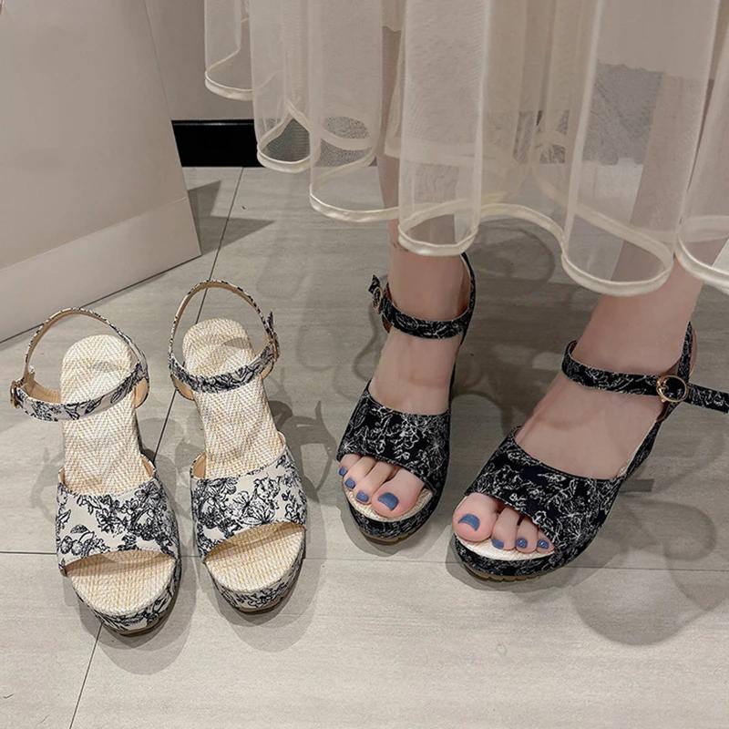 Fashion Vintage Print Wedge Heel Sandals for Women Casual Back Strap Thick Bottom Sandals Woman Summer Anti Slip Open Toe Sandal Female