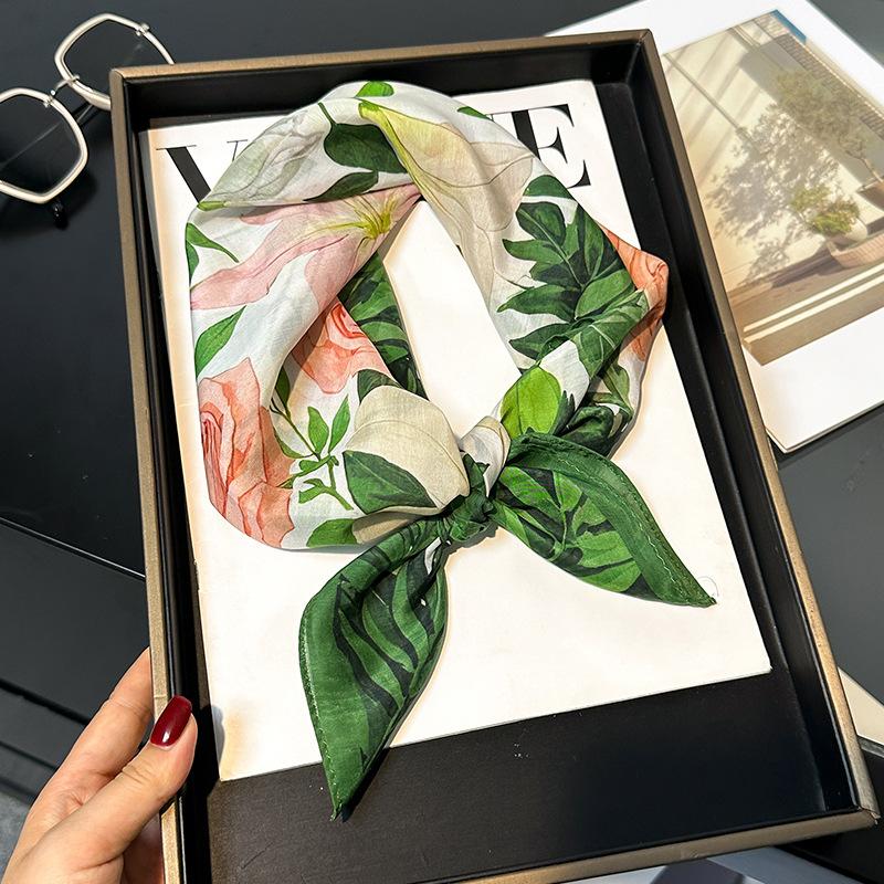 30% Silk 70% Cotton Scarf Women Square Neck Shawls Wraps for Ladies Foulard Scarves Pashmina Female Hijab Bandana Bufanda 70cm