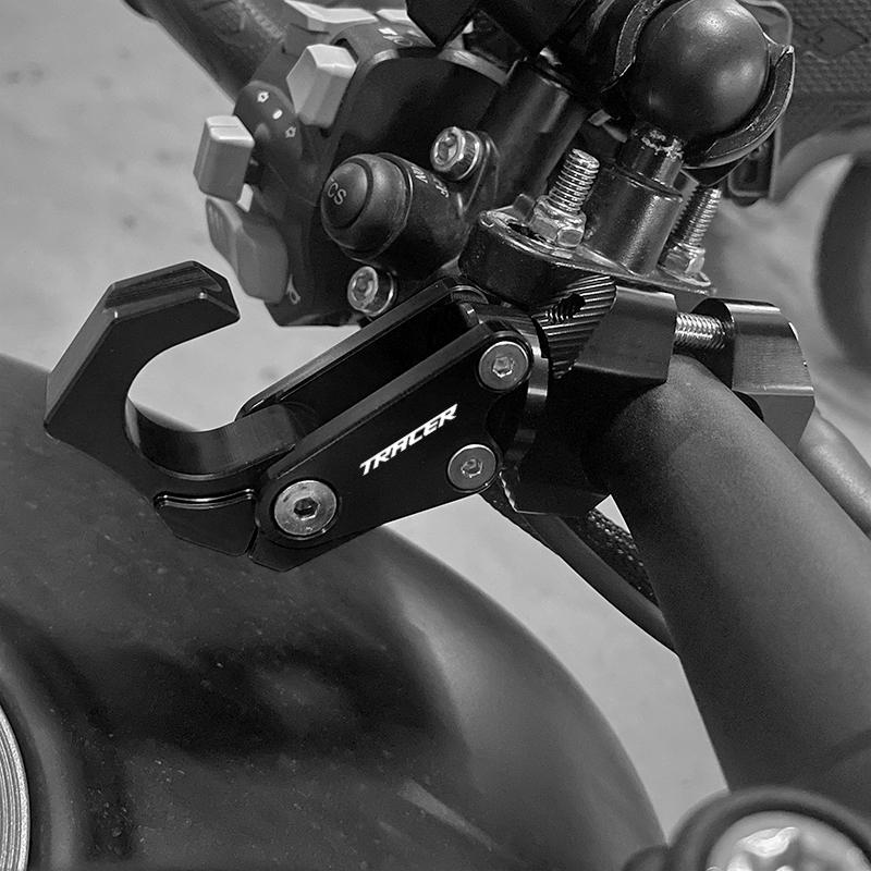 Для YAMAHA TRACER 900GT Tracer 700 900 GT Tracer700gt MT09 MT07 2025 Аксессуары для мотоциклов Крючок для шлема Крючок для хранения на руле