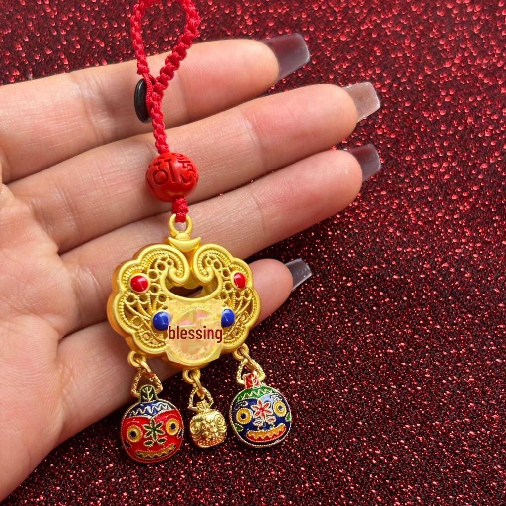 Винтажный брелок для ключей «Автомобиль на удачу» с подвеской в виде золотого зверя и пряжкой в виде колокольчика мира для мужчин и женщин