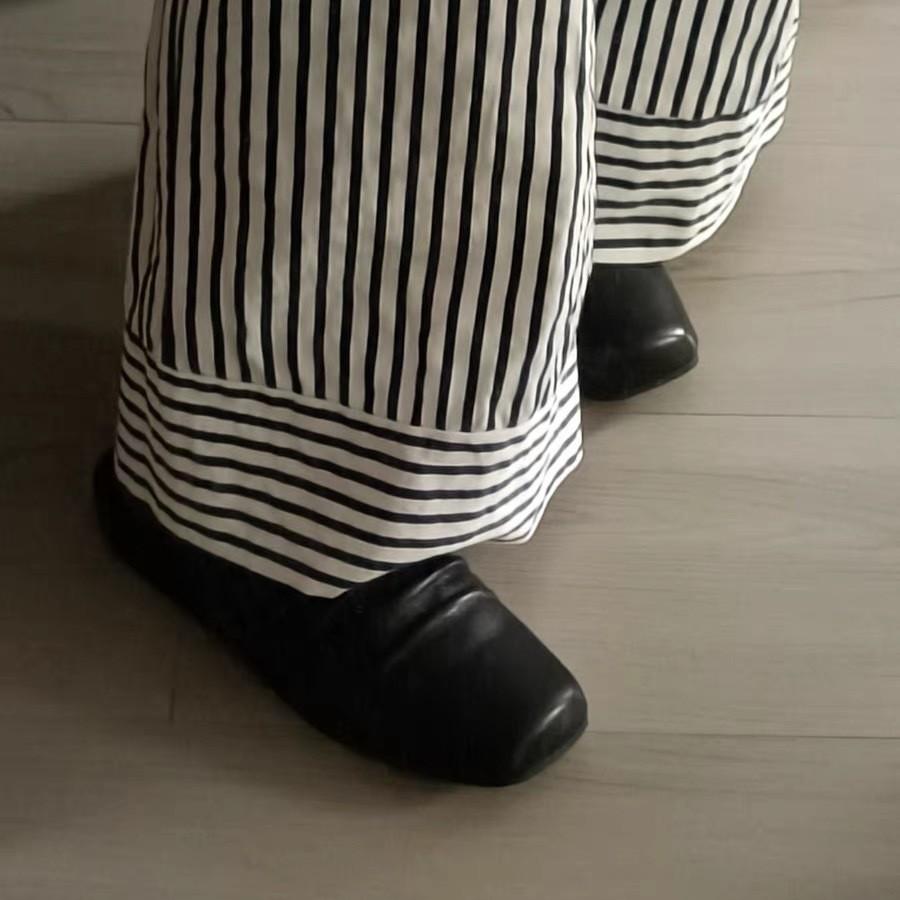 Версия из коровьей кожи~ нишевая плиссированная кожаная сумка на толстой подошве, шлепанцы с квадратным носком для женщин, мягкие и полностью закрывающие, одинарные туфли, тренд