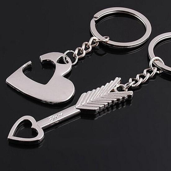2Pcs/Set Creative Cupid's Arrow Heart Key Chains Key Rings for Lovers Xmas Gift