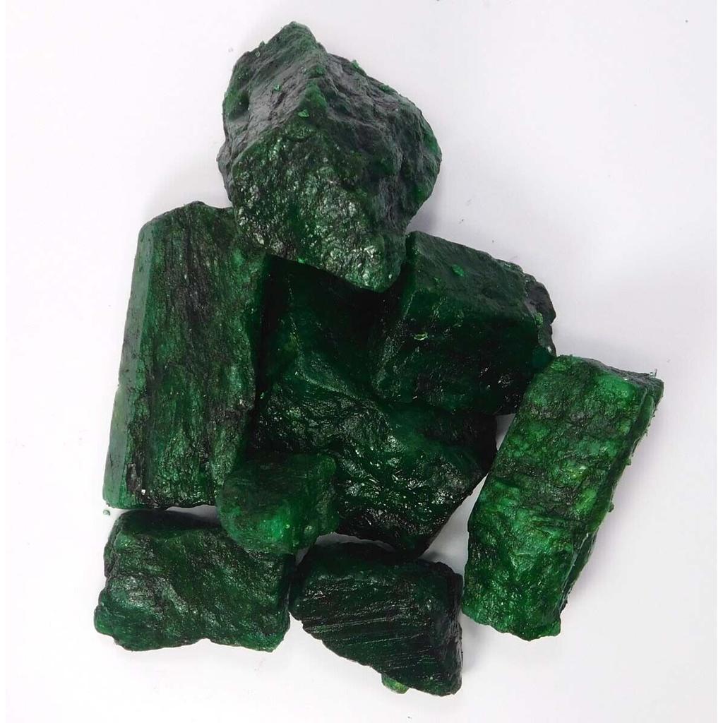 Natural Green Emerald Loose Gemstone 1000 ct Extremely Rough Uncut for Lapidary and Gem Collections