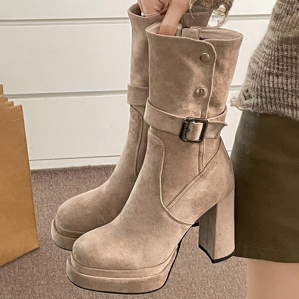 Туфли Queen Fan в ретро британском стиле, толстый высокий каблук, короткие ботинки, женские 2025 новые осенние универсальные облегающие высокие ботинки