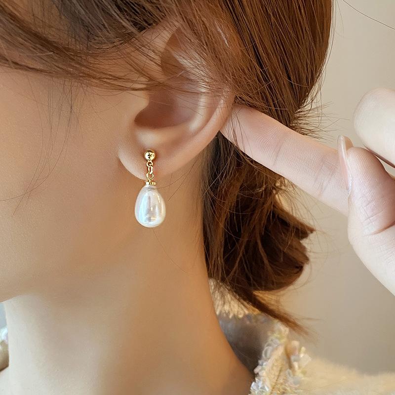 French Water Drop Pearl Stud Earrings Temperament Gentle Earrings Women's Imitation Pearl Ear Jewelry