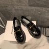 Весна новые ретро лоферы с металлической пряжкой кожа круглый носок легкий вырез черные маленькие кожаные туфли женские C99-1