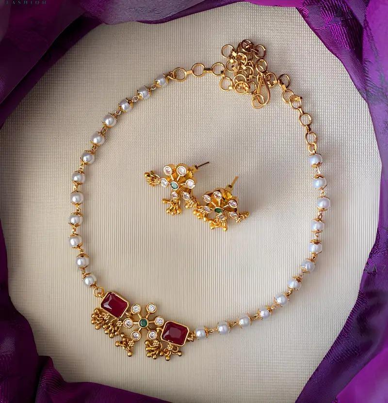 Женский и Девичий Комплект Бижутерии из Латуни с Золотым Покрытием Золотого Цвета, Серьги и Ожерелье