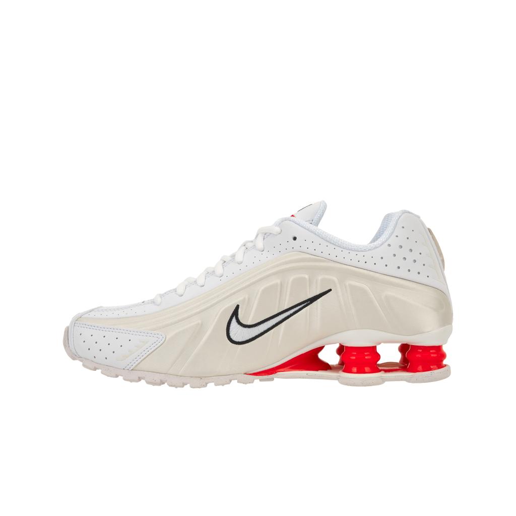 Nike Shox R4 Phantom Picante красные женские кроссовки кремово-белые AR3565-103