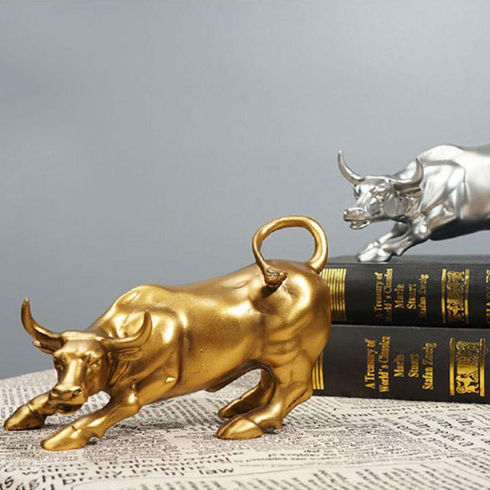 Легкая роскошная золотая статуэтка быка из смолы Фортуна Талисман фондового рынка Скульптура Сад