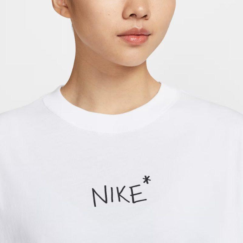 Nike Женская спортивная футболка II0451-100
