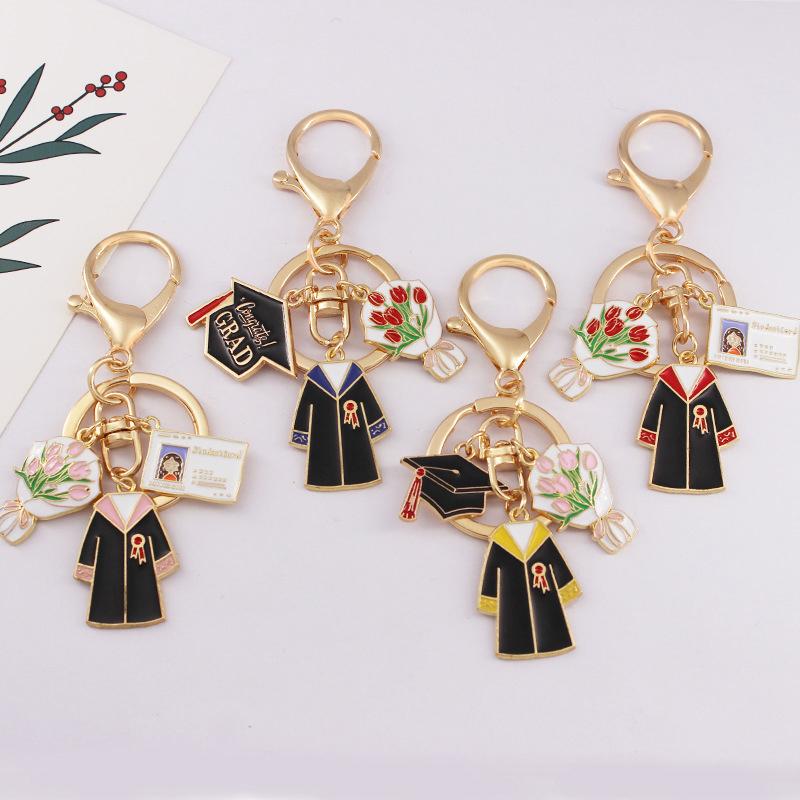 Простой креативный персонализированный брелок для ключей на выпускной, классический, унисекс, академический, платье, кулон, сувенир для студентов, подарки на выпускной