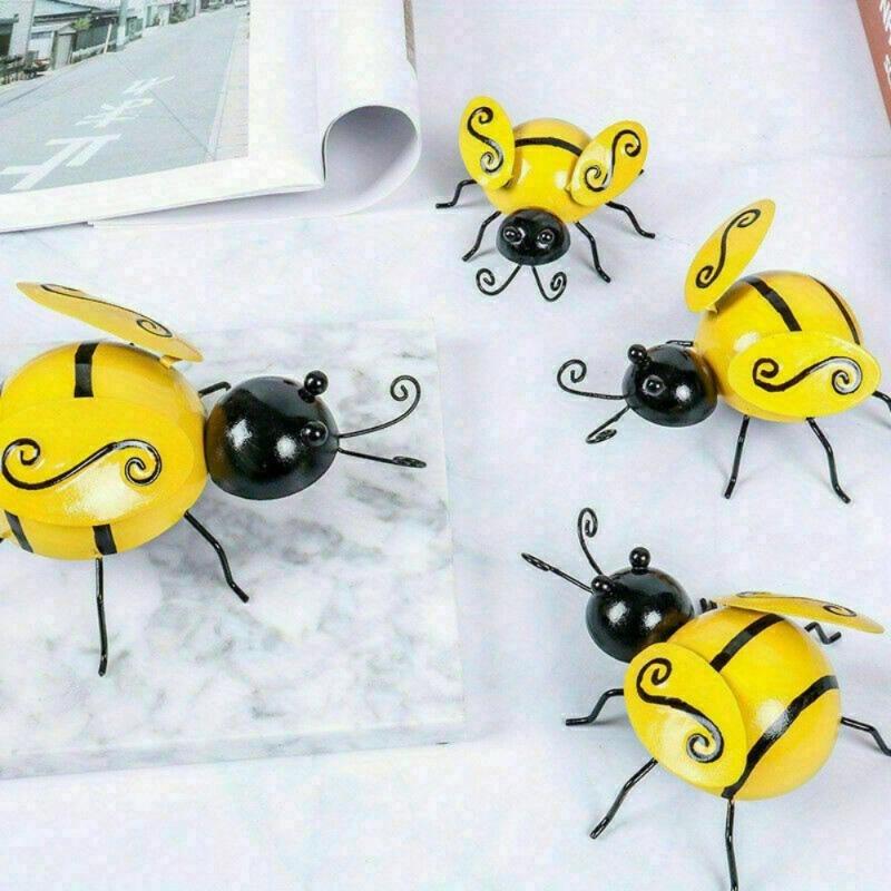 4 Pcs/Set Wall Decorative Metal Bumble Bee for Indoor Garden Home Party Cafe Bar Vintage Ornaments Collection Gift