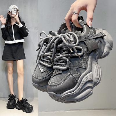Модные массивные кроссовки Женские кроссовки на толстой подошве Повседневная обувь на шнуровке Увеличение роста Женские кроссовки на платформе Сетчатые дышащие кроссовки Мода