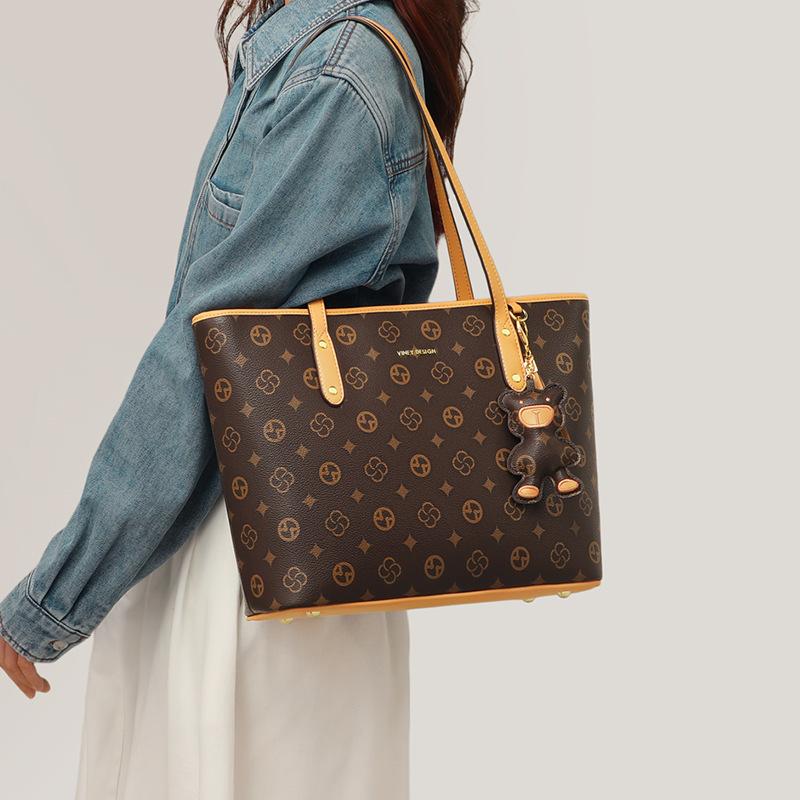 Tote women's bag large capacity shoulder armpit bag high sense commuter bag