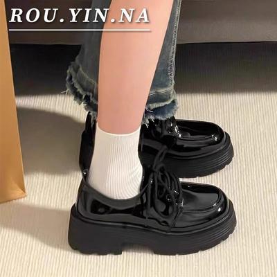Черные туфли на платформе, универсальные, на шнуровке, из маленькой кожи, для женщин, весна-осень 2025, новые, в ретро британском стиле, лоферы, одинарные туфли