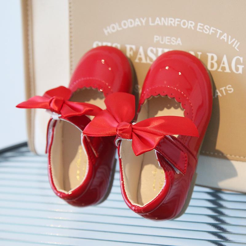 Новая корейская версия, туфли из искусственной кожи с милым бантом для девочек, туфли принцессы, танцевальная обувь на весну и осень