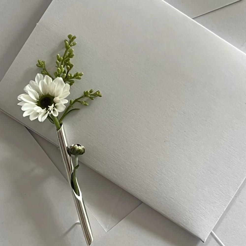 Простая брошь своими руками Высококлассная бутоньерка Креативная вставляемая брошь Декор для одежды