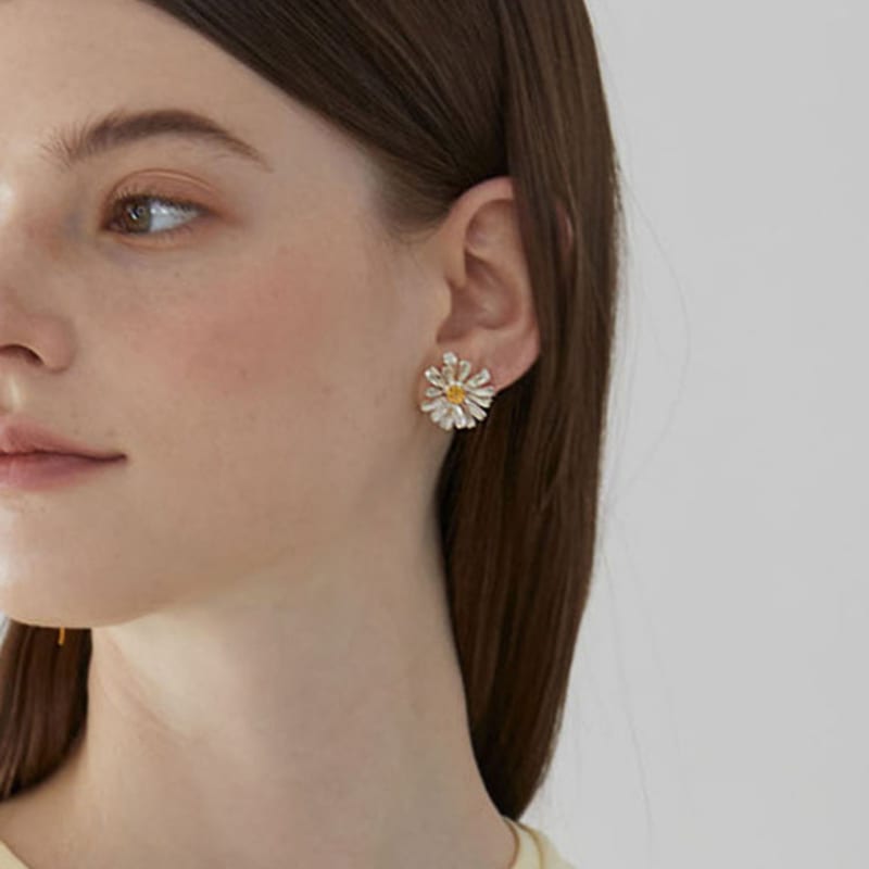 LIMILIMI gowany earring 01