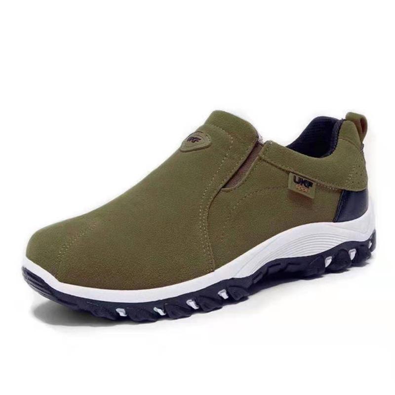 Breathable Men's Casual Shoes Autumn New Sports Shoes Fashion Men Shoes Light Slip On Men Footwear Plus Size