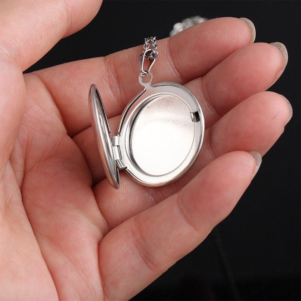 Round Photo Picture Locket Mirror Polish DIY Necklace Creative Photo Frames Pendant Family&Lovers