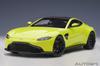 AUTOart Aston Martin Vantage 2019 Metallic Lime Black Roof Готовый продукт 70279 1/18 Зеленый/Карбон