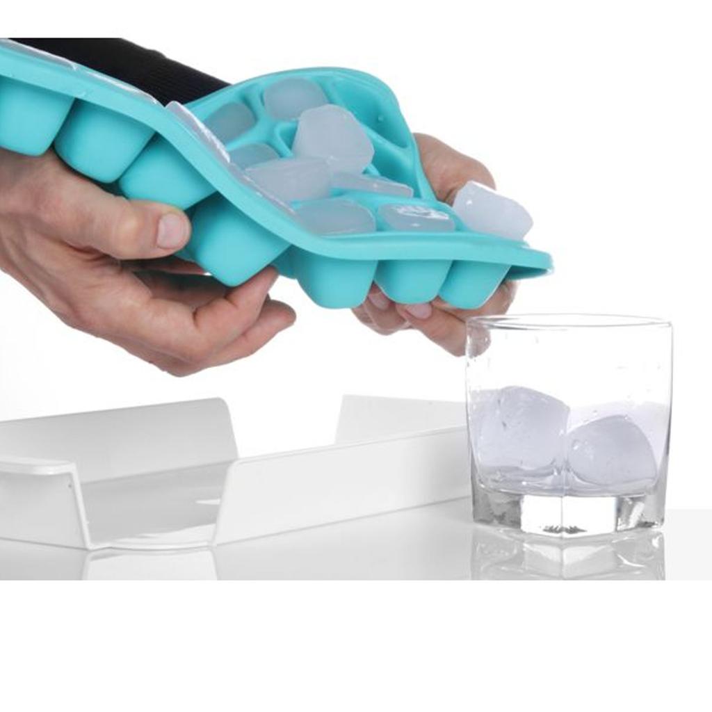 Bartender Rubber Ice Cube Tray, 32 Cubes - Hendi 679005