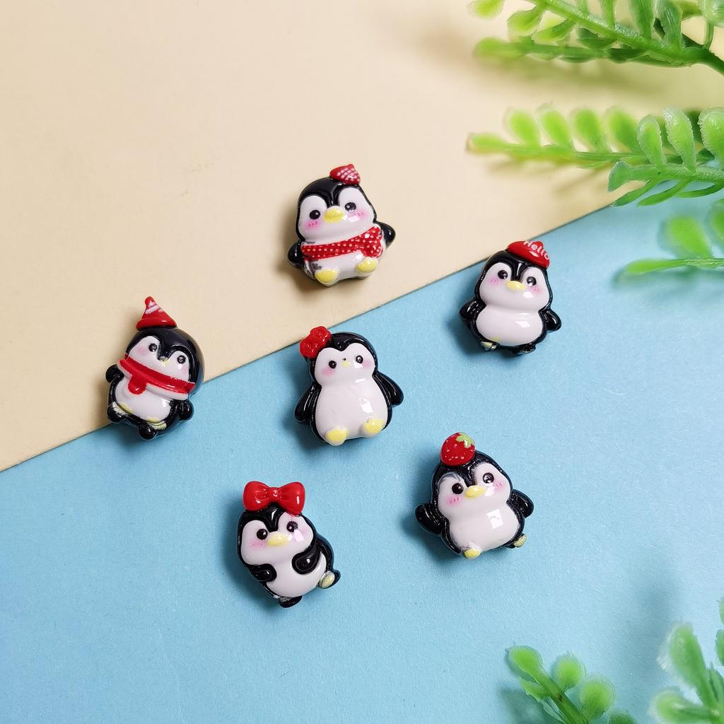 100Pcs/Lot Miniature Resin Penguin Figurines Bulk 10*15MM Mini Resin Penguin Animals Figures for Cake Topper Fairy Garden Decor