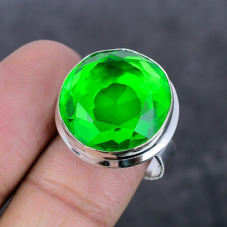 Кольцо из серебра 925 пробы с натуральным драгоценным камнем перидот, размер 9, i5d80