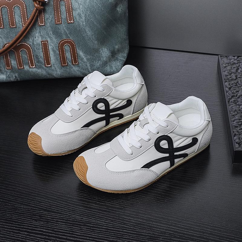 98 New Women's Shoes Trendy Brand Retro Fashion Versatile Thick Sole Soft Sole Not Tired Feet Versatile Casual Shoes