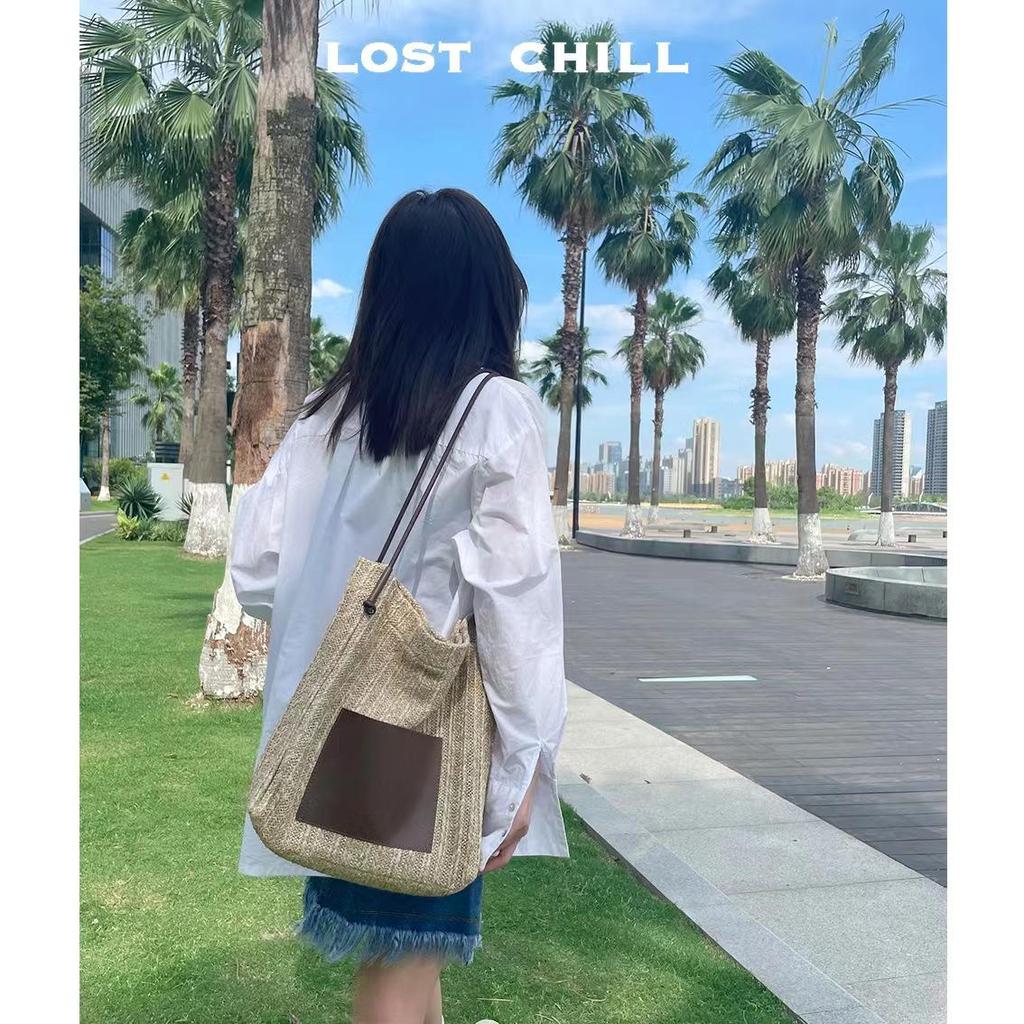 Large Capacity Summer Beach Straw Handbag: Woven, Stylish, and Ideal for Seaside Holidays