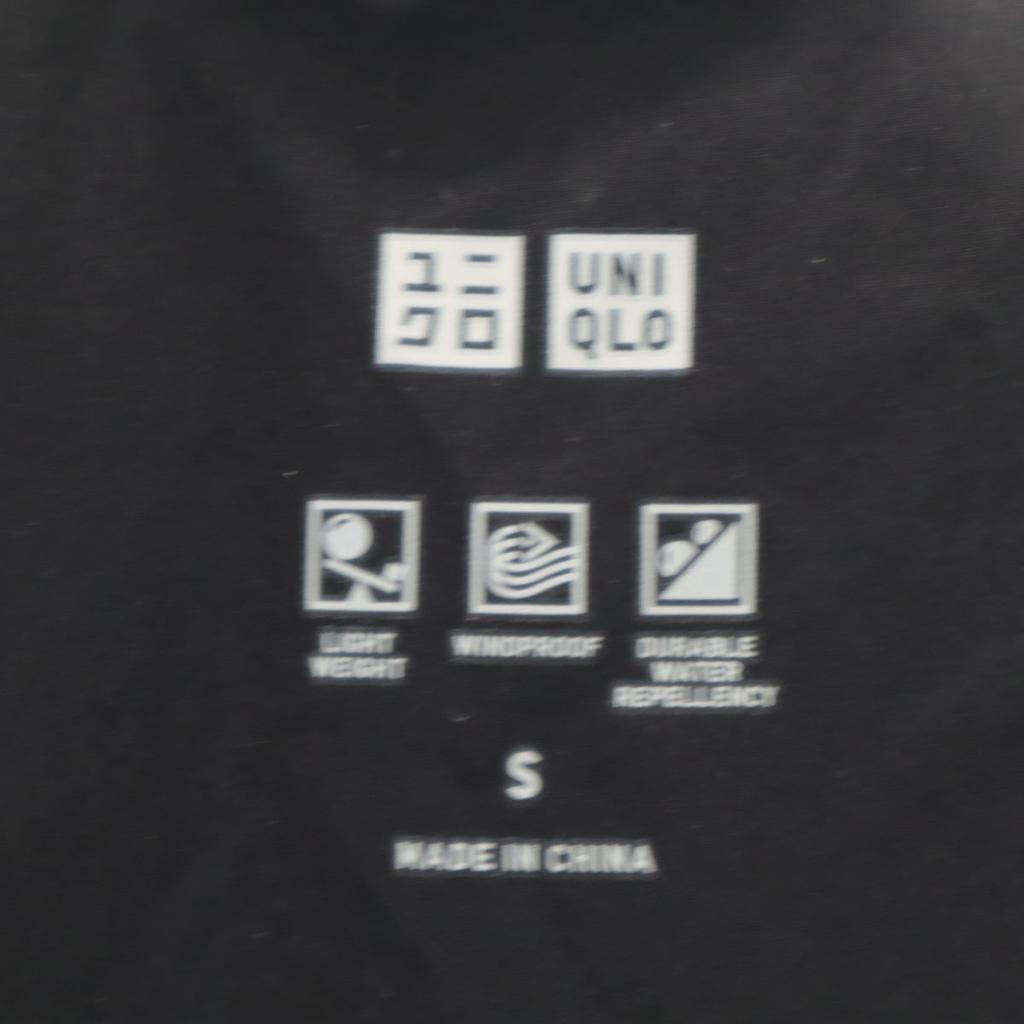 Uniqlo Бесшовное пуховое пальто S черное Женское Б/У