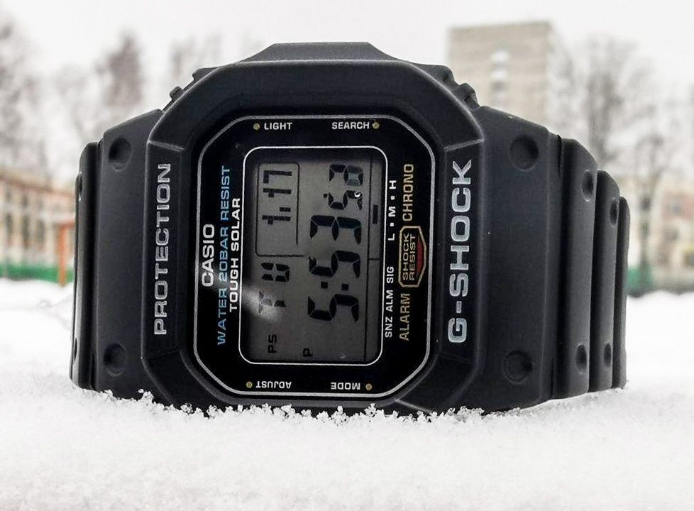 Casio Мужские часы G-Shock Origin с цифровым полимерным ремешком G-5600UE-1 G5600UE-1 200M