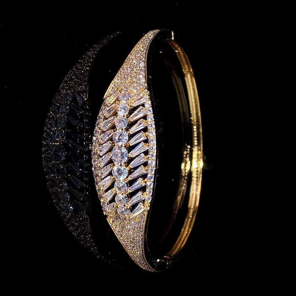 Zircon Bracelet Women's Fashion Light Luxury Open Hand Jewelry European and American High-end New Style