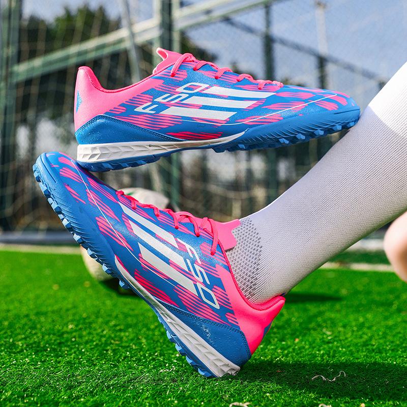 Осень новые детские игровые тренировки длинные ногти сломанные ногти футбольные бутсы Цзиньцзян спот взрослые травяные кроссовки
