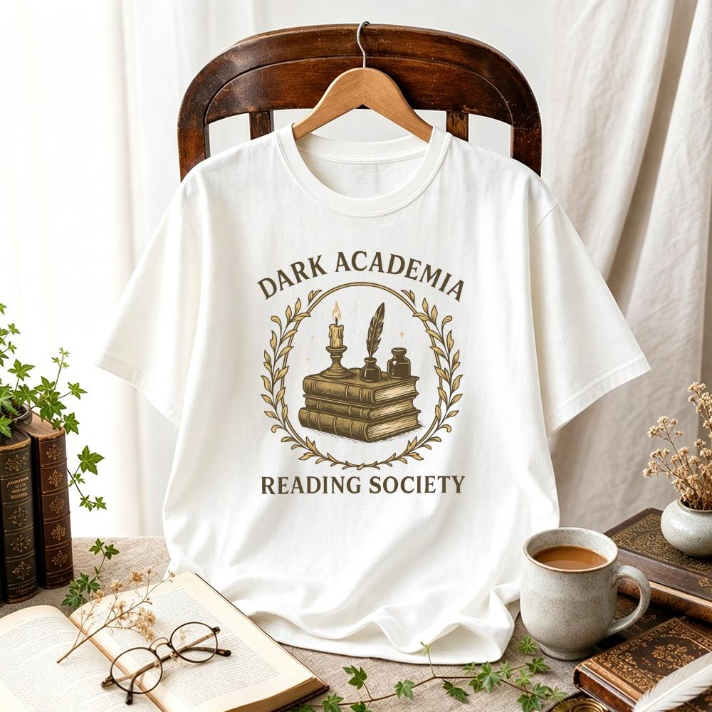 Женская футболка Dark Academia Reading Society Винтажная Книга Перо Свеча Венок Книголюб Ретро Литературный Коттеджкор Повседневные Топы