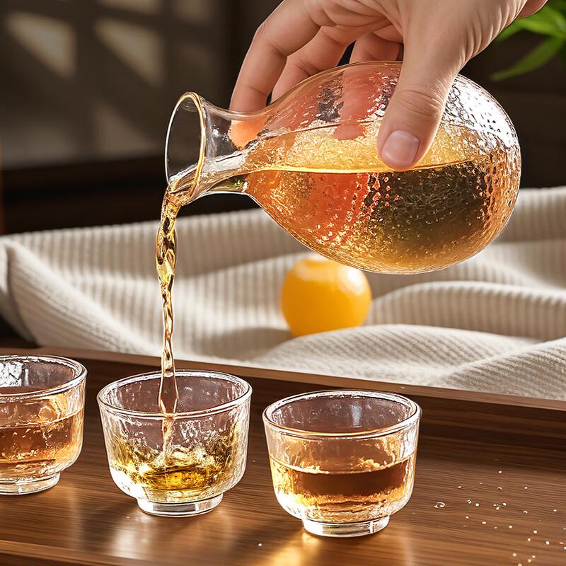 CLITON Japanese Hammered Glass Sake & Wine Serving Set