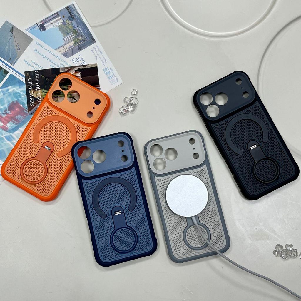Магнитный чехол для iPhone 17 Pro Max с вращающейся на 360° подставкой и системой охлаждения