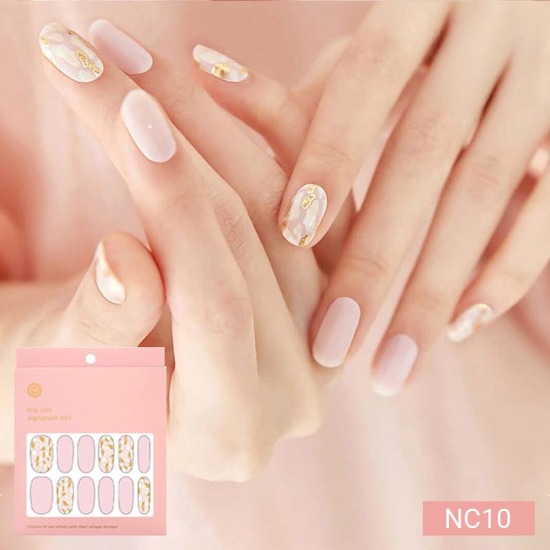 Пастельные полоски для ногтей 24 шт. | Самоклеящиеся типсы-наклейки, Мягкие розовые и лавандовые тона, Быстрый 5-минутный маникюр