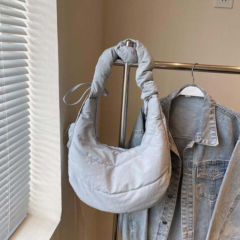 Нейлоновая ткань пуховая хлопковая сумка для одежды женская осенне-зимняя повседневная плиссированная на плечо большая вместимость для поездок на работу сумка-мессенджер тоут