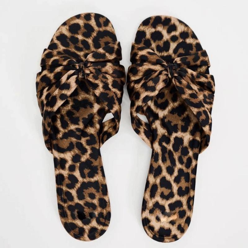 Весна 2024 Новая женская обувь Леопардовый принт Декорация узлом Европейский и американский стиль Низкий каблук Плоские сандалии Шлепанцы с открытым носком